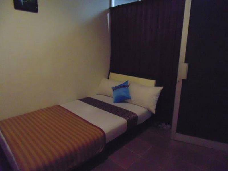 Venice Guest House Bandung Exterior photo